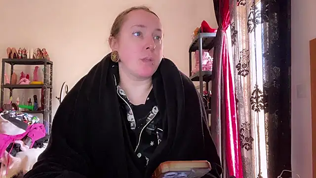 kisicaxx online show from January 11, 2026, 11:50 am