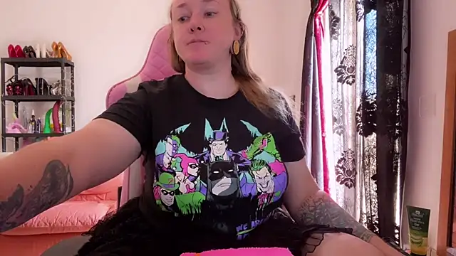 Snapshot of kisicaxx chatting on September 30, 2025, 9:59 am kisicaxx online show from September 30, 2025, 9:59 am