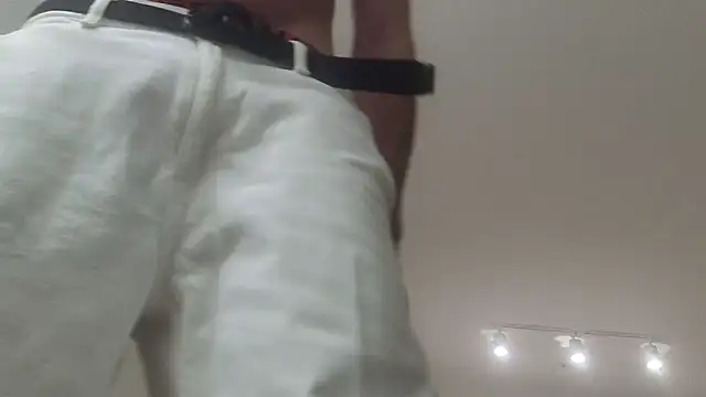 Snapshot of SebastianReiss chatting on March 3, 2026, 6:31 am SebastianReiss online show from March 3, 2026, 6:31 am