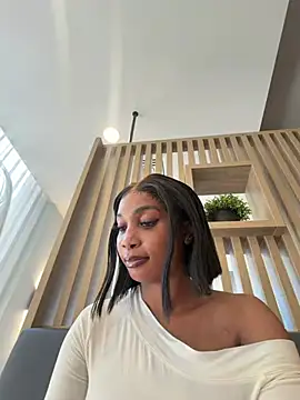 Snapshot of __Nessa__ chatting on July 25, 2026, 11:38 am Nessa online show from July 25, 2026, 11:38 am