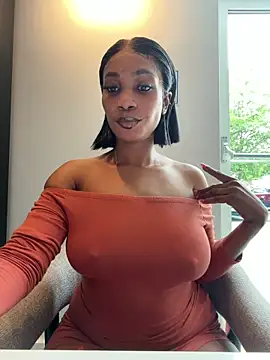 Snapshot of __Nessa__ chatting on May 29, 2026, 11:38 am Nessa online show from May 29, 2026, 11:38 am