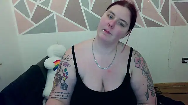 JoyceKyra91 online show from February 12, 2025, 5:05 pm