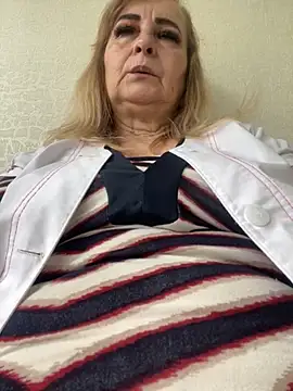 Irina2909xh online show from October 2, 2025, 11:46 am