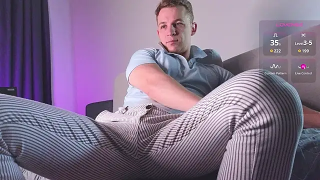 S3Xyes online show from March 23, 2026, 11:59 pm