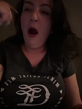 itsCassie online show from March 16, 2025, 9:37 pm