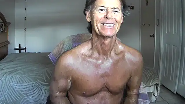 Snapshot of nakeedcowboi65 chatting on May 5, 2026, 12:41 pm nakeedcowboi65 online show from May 5, 2026, 12:41 pm