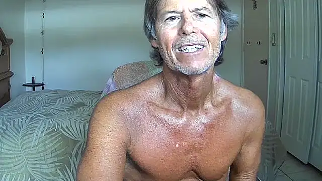 nakeedcowboi65 online show from April 15, 2026, 7:18 pm