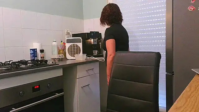 Snapshot of jennylovence chatting on November 26, 2025, 12:27 pm jennylovence online show from November 26, 2025, 12:27 pm