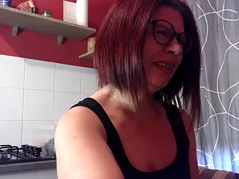 Snapshot of jennylovence chatting on January 6, 2025, 8:14 am jennylovence online show from January 6, 2025, 8:14 am