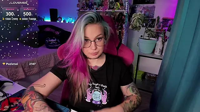 Snapshot of ChloeKohaku chatting on February 11, 2025, 9:41 am ChloeKohaku online show from February 11, 2025, 9:41 am