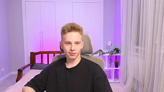 Snapshot of arlekincrop chatting on December 30, 2024, 5:26 am arlekincrop online show from December 30, 2024, 5:26 am