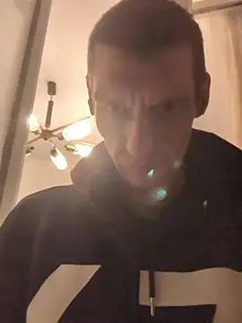 maciej online show from December 13, 2025, 11:22 pm