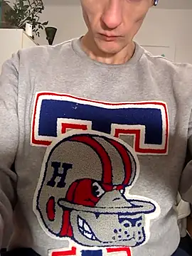 maciej online show from December 21, 2025, 3:36 pm