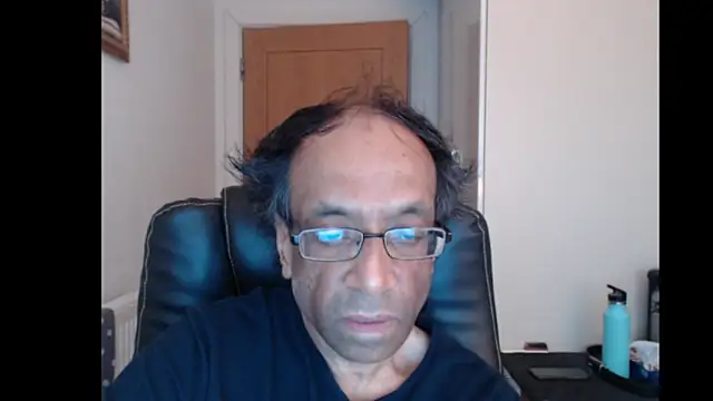 rauncher1 online show from June 7, 2026, 9:03 am