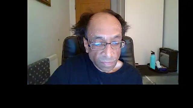 rauncher1 online show from June 11, 2026, 8:11 am