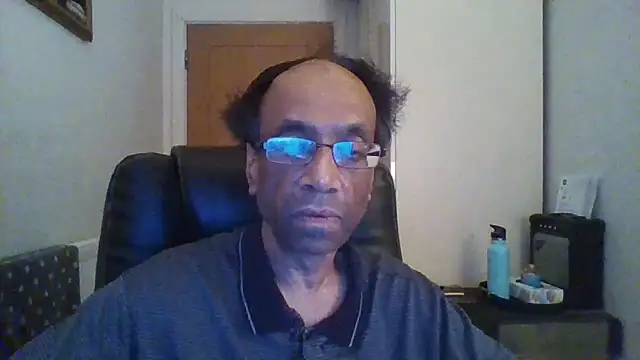 rauncher1 online show from December 23, 2025, 12:43 am