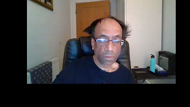 Snapshot of rauncher1 chatting on July 2, 2026, 8:31 am rauncher1 online show from July 2, 2026, 8:31 am