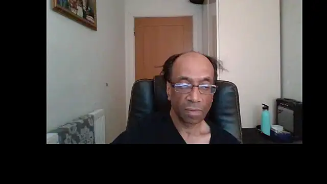 Snapshot of rauncher1 chatting on July 19, 2026, 10:34 am rauncher1 online show from July 19, 2026, 10:34 am