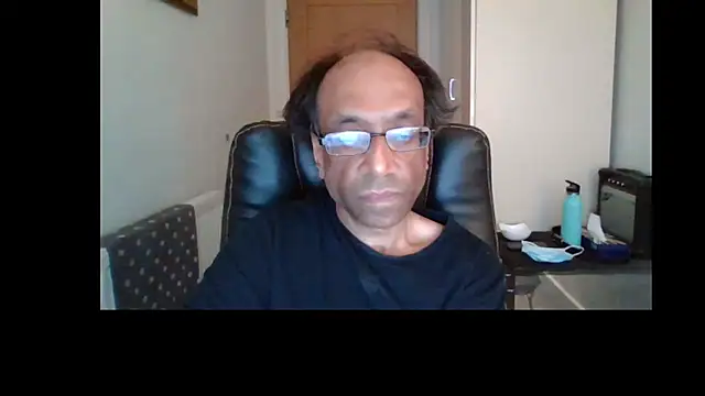 rauncher1 online show from June 10, 2026, 8:26 am