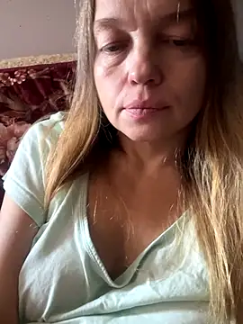 Susanel online show from September 14, 2025, 8:26 am