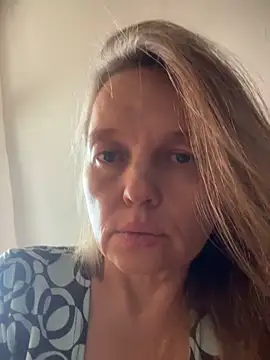 Susanel online show from September 24, 2025, 11:50 am