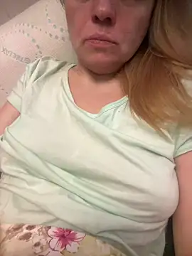 Susanel online show from March 16, 2025, 9:05 pm