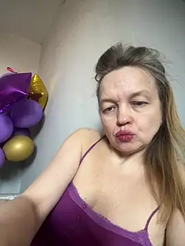 Susanel online show from March 16, 2025, 9:05 am