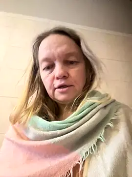 Snapshot of Susanel chatting on January 8, 2026, 12:00 pm Susanel online show from January 8, 2026, 12:00 pm