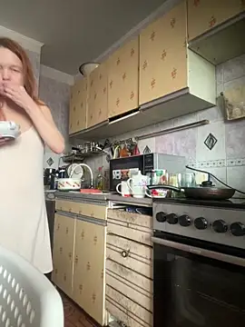 Snapshot of Susanel chatting on February 21, 2026, 9:22 am Susanel online show from February 21, 2026, 9:22 am