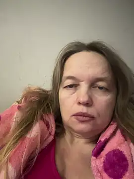 Snapshot of Susanel chatting on January 12, 2026, 6:04 pm Susanel online show from January 12, 2026, 6:04 pm