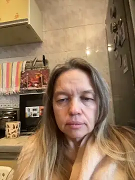 Susanel online show from November 28, 2025, 11:54 am