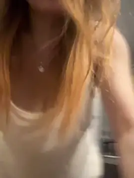 Snapshot of Susanel chatting on February 28, 2026, 9:03 pm Susanel online show from February 28, 2026, 9:03 pm