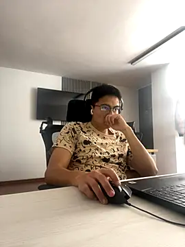 jean283829 online show from December 3, 2025, 3:44 pm