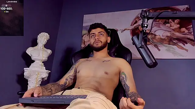 Snapshot of alessandro_duty chatting on January 31, 2025, 1:11 am alessandro duty online show from January 31, 2025, 1:11 am