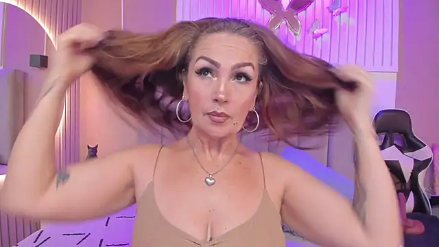 Snapshot of chantall1375 chatting on June 10, 2026, 3:41 am chantall1375 online show from June 10, 2026, 3:41 am