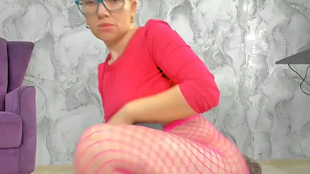 Snapshot of succubus chatting on October 20, 2025, 2:17 pm succubus online show from October 20, 2025, 2:17 pm