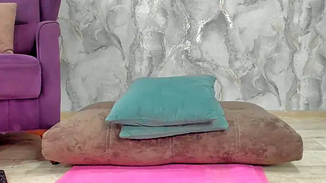 Snapshot of succubus chatting on November 26, 2025, 7:52 am succubus online show from November 26, 2025, 7:52 am