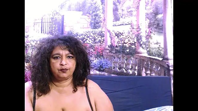 Snapshot of indianstar75 chatting on March 20, 2025, 12:43 pm indianstar75 online show from March 20, 2025, 12:43 pm