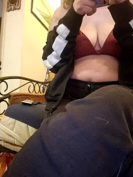 Cutegirlforyou online show from March 1, 2025, 8:45 am