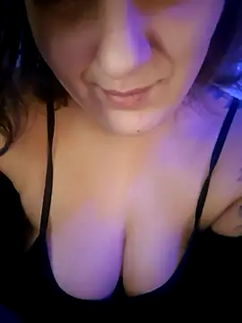 Cutegirlforyou online show from January 6, 2026, 12:42 pm