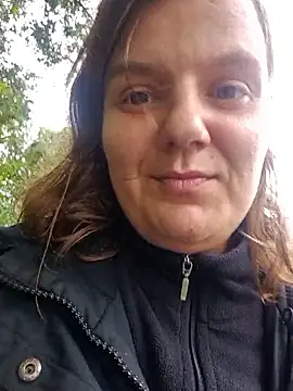 Cutegirlforyou online show from October 6, 2025, 1:12 pm