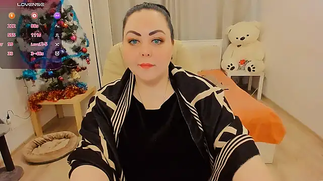 Nina Hopper online show from December 17, 2025, 12:54 pm