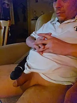 hardcap online show from November 16, 2025, 8:57 pm