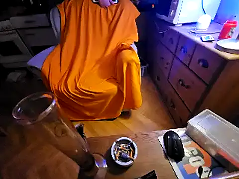 hardcap online show from September 18, 2025, 8:12 pm