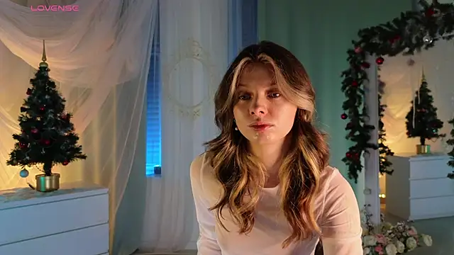 Snapshot of MelodyKey chatting on December 30, 2024, 4:29 pm MelodyKey online show from December 30, 2024, 4:29 pm