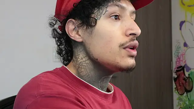 trieone online show from March 19, 2026, 1:33 pm