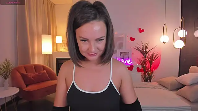 Snapshot of MilenaMellow chatting on February 14, 2025, 3:11 am MilenaMellow online show from February 14, 2025, 3:11 am