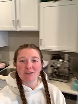 PussiesnCream  online show from March 10, 2026, 8:13 pm