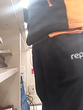 Blog100vergonhas online show from April 7, 2026, 4:31 pm