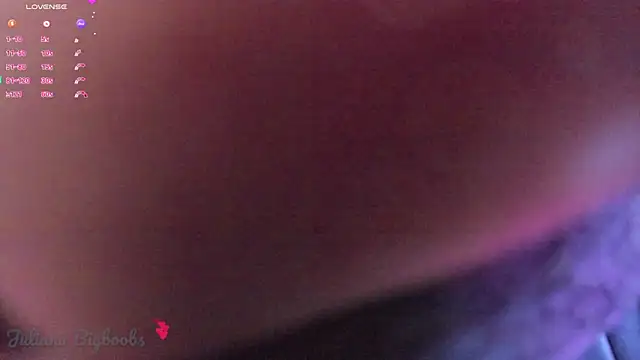 Snapshot of Juliana_bigboobs chatting on November 2, 2025, 7:13 am Juliana bigboobs online show from November 2, 2025, 7:13 am